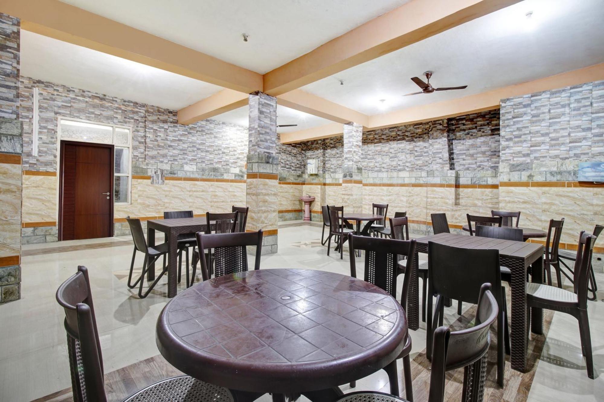 Super Collection O Rajbagh Formerly Lavender Srīnagar Exterior foto